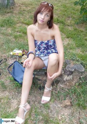 Russian baby with small breasts. Part 2. Thumbnail 11