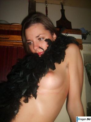 Young people like to pose. Part 3. Thumbnail 3