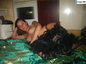 Young people like to pose. Part 3. Thumbnail 7