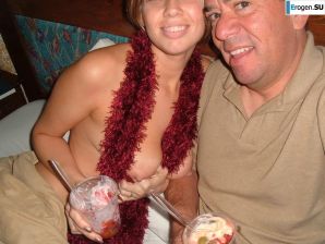 Happy middle-aged couple. Thumbnail 1