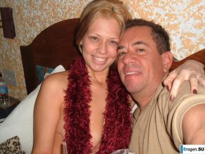 Happy middle-aged couple. Thumbnail 3