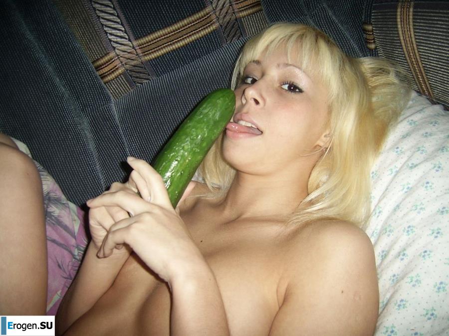 Young people like to pose. Part 4. Slide 21