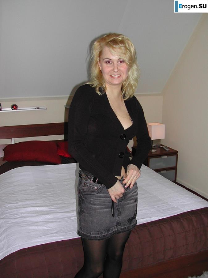 Pretty Middle-aged Woman. Slide 7