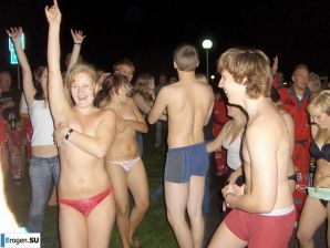 Students Again Have Fun. Thumbnail 27
