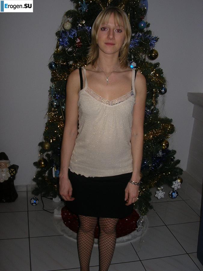 Blonde Frenchwoman. Part 2. Slide 4