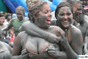 Naked in the Mud. Part 2. Thumbnail 1