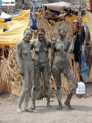 Naked in the Mud. Part 2. Thumbnail 16