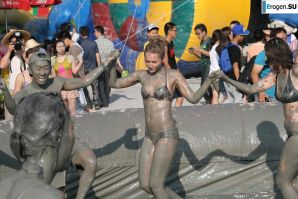Naked in the Mud. Part 2. Thumbnail 7