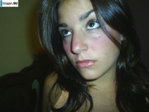 Unshaven brunette. Thumbnail 13