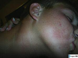 Unshaven brunette. Thumbnail 42