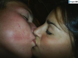 Unshaven brunette. Thumbnail 43