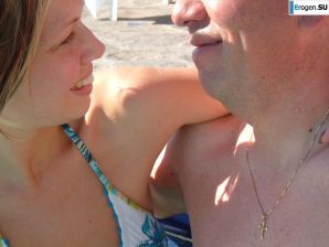 Happy middle-aged couple. Part 2. Thumbnail 1
