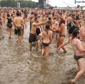 Water Festival in Krakow. Part 4. Thumbnail 38