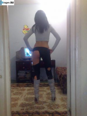 Posing for a friend. Part 2. Thumbnail 11