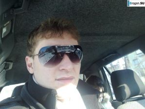 Posing for a friend. Part 2. Thumbnail 2