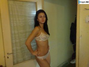Posing for a friend. Part 2. Thumbnail 6