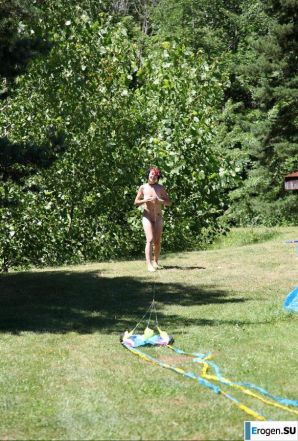 Nudists fell into childhood. Part 3. Thumbnail 3