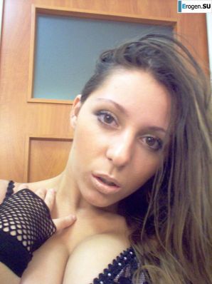 Charming brunette in a home and studio photo shoot. Part 3. Thumbnail 11