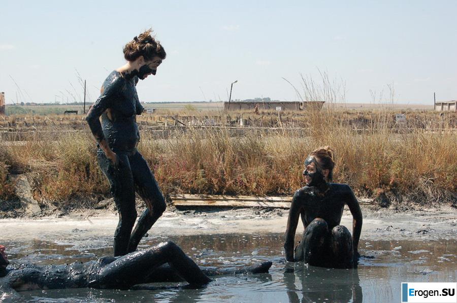 Naked in the Mud. Part 3. Slide 31