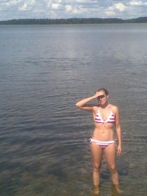 Blonde Exhibitionist without Tits. Part 4. Thumbnail 33