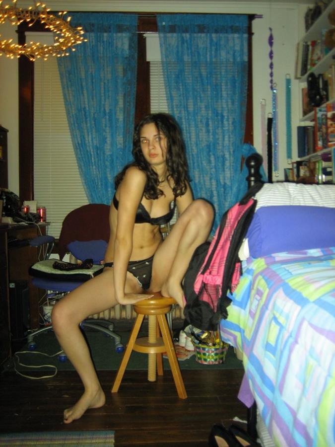 Young people like to pose. Part 7. Slide 17