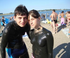 Naked in the Mud. Part 4. Thumbnail 2