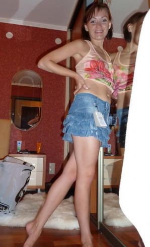 Russian babe with small breasts. Part 3. Thumbnail 16