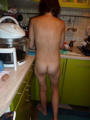 Russian babe with small breasts. Part 3. Thumbnail 4
