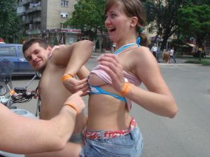 Spied nipple halos. Part 2. Thumbnail 44