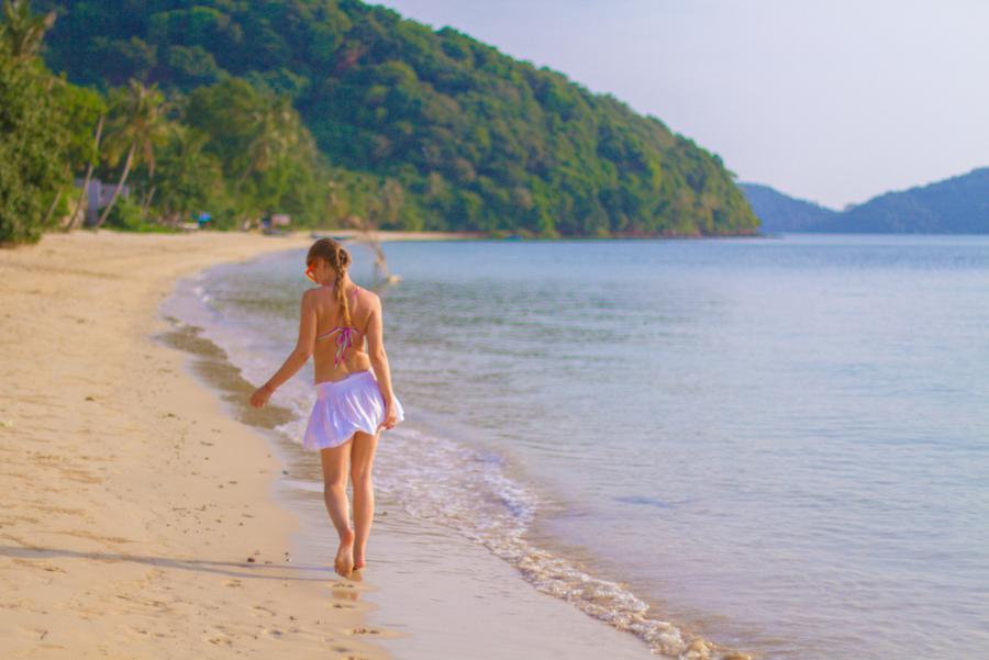 On the Beach. Slide 6
