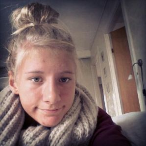 Acne selfie. Thumbnail 25
