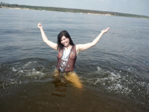 on the river. Thumbnail 14