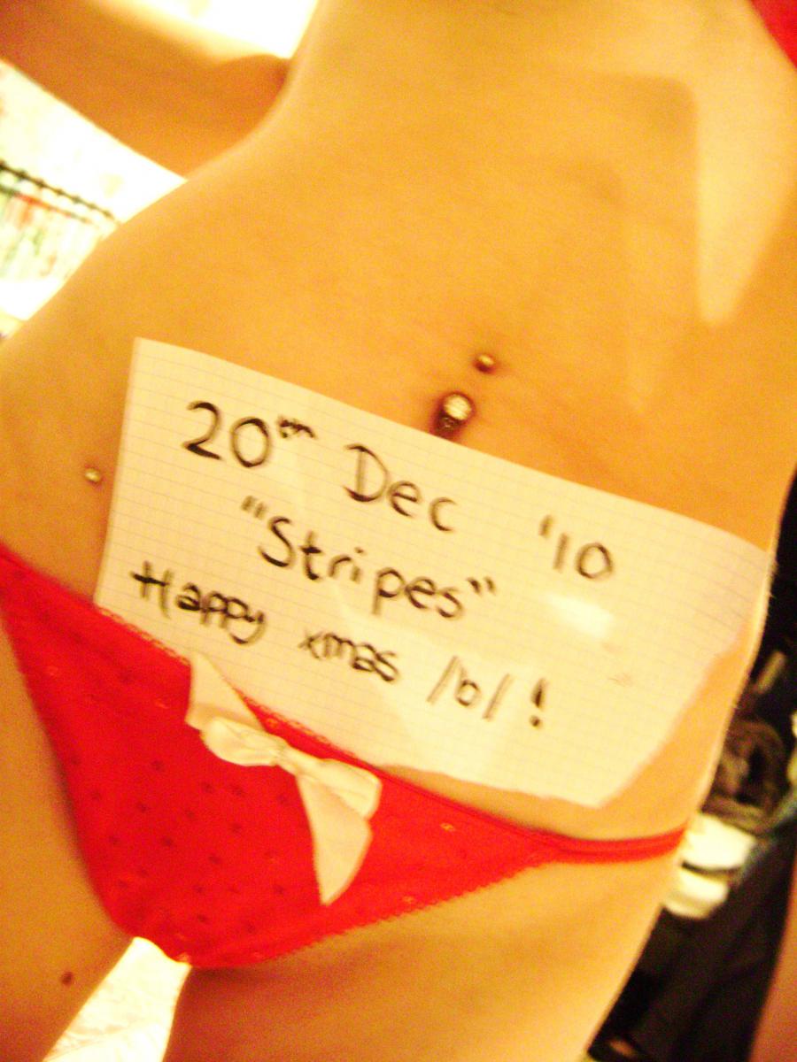 Self-shot of a busty cat. Slide 29