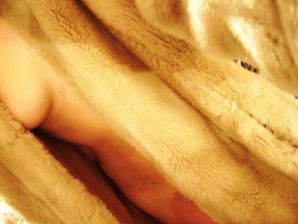 Self-shot of a busty cat. Thumbnail 27