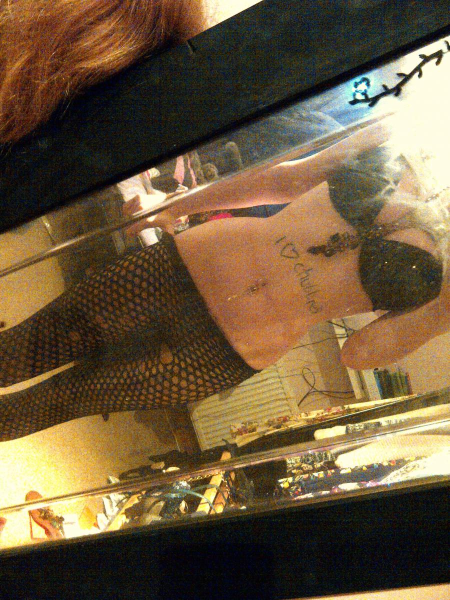 Self-shot of a busty cat. Part 2. Slide 14