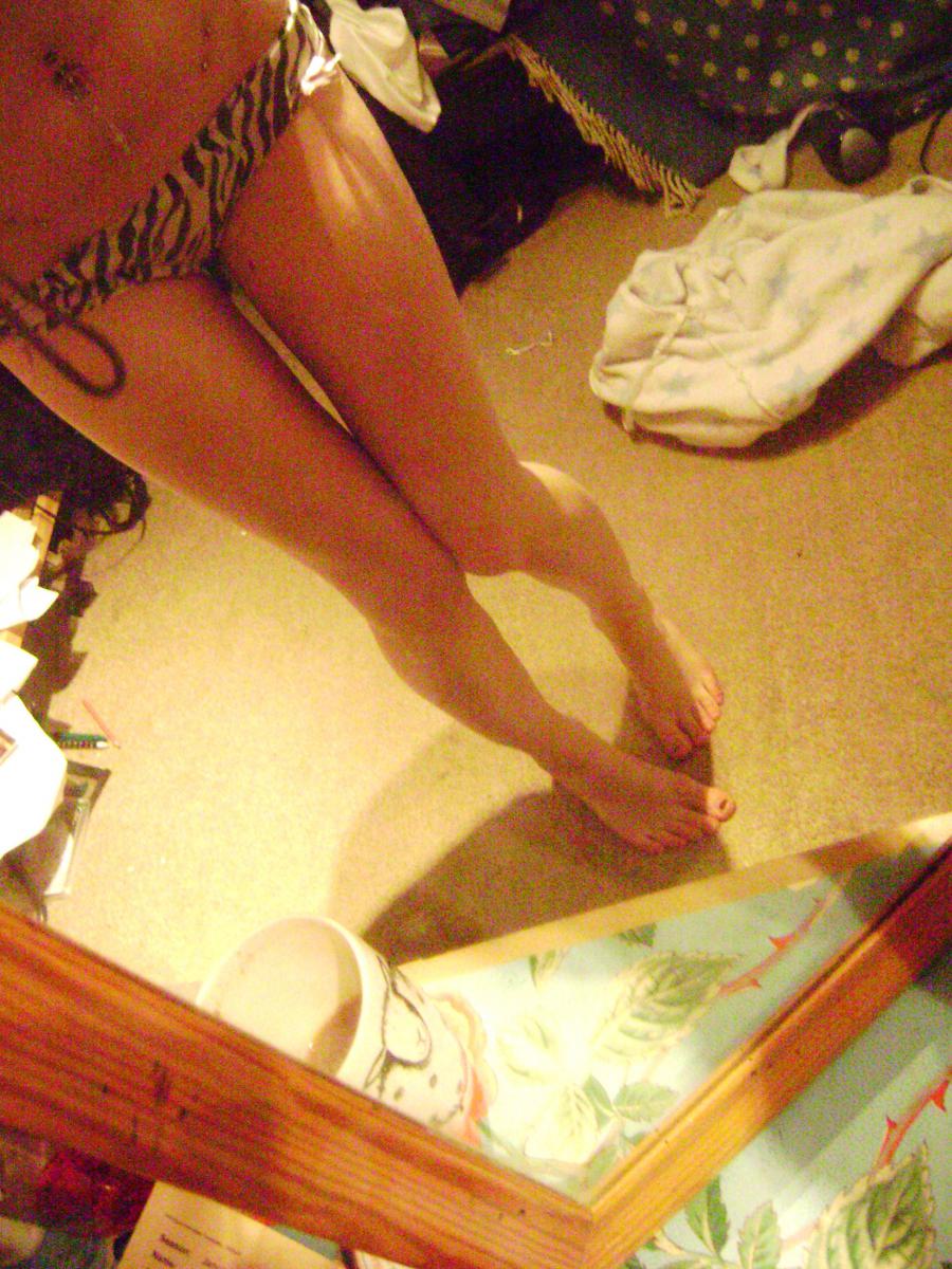 Self-shot of a busty cat. Part 2. Slide 20