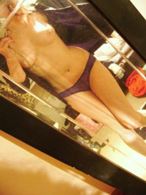 Self-shot of a busty cat. Part 2. Thumbnail 25