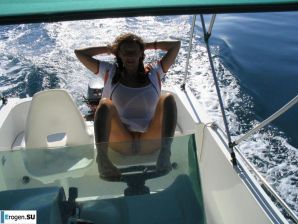 An elderly couple on vacation. Thumbnail 2