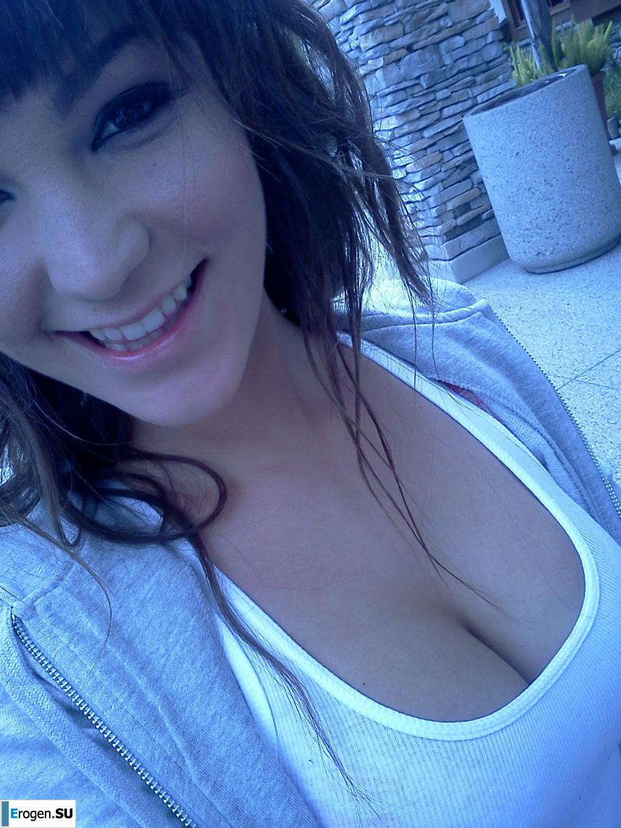 Busty self-shot. Part 2. Slide 16