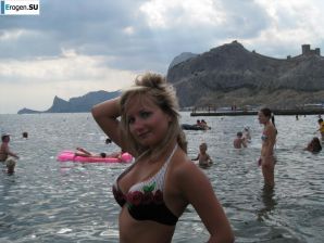 Ksyusha in the Crimea. Thumbnail 27