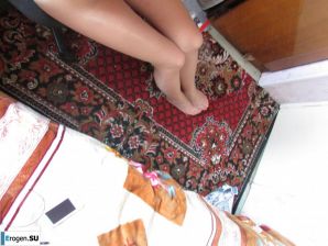 The girl loves to photograph her pussy. Thumbnail 56