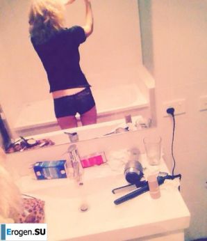 In the restroom. Thumbnail 7