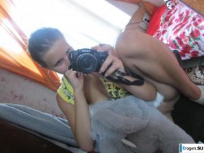 The girl loves to photograph her pussy. Part 2. Thumbnail 3