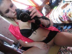 The girl loves to photograph her pussy. Part 2. Thumbnail 31