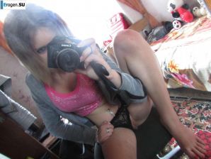 The girl loves to photograph her pussy. Part 2. Thumbnail 4