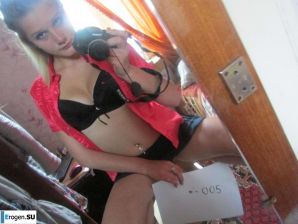 The girl loves to photograph her pussy. Part 2. Thumbnail 41
