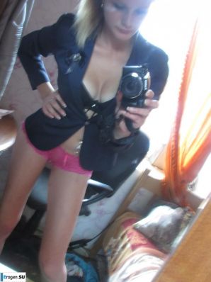 The girl loves to photograph her pussy. Part 2. Thumbnail 7