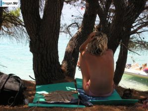 Couple on vacation. Thumbnail 30