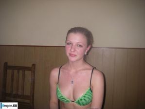 Girlfriends at a Bachelorette Party. Thumbnail 18