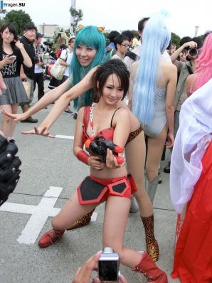Girls on Halloween. Thumbnail 39